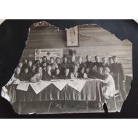 Фото "Школа поселка золотого прииска Незаметный, 1936 г." (с 1939 г. г. Алдан, Якутия), дети переселенцев из Беларуси