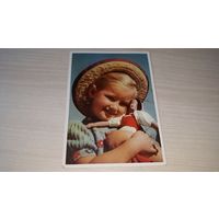 Германия девочка с куклой дети игрушки старинная открытка 1940-50-е гг