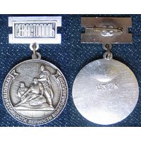 W: Значок-медаль "Севастополь"