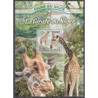 2013 Нигер 2141/B169 Фауна - Жираф 10,00 евро