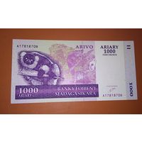 Банкнота 1000 ariary (5000 francs) 2004 Мадагаскар