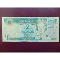 Фиджи 2 доллара 2002 UNC