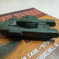 Русские танки 64 (модель Черчиль и журнал)