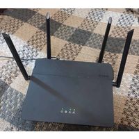 Wi-Fi роутер D-Link DIR-878/RU/R1A . 802.11ac (Wi-Fi 5), 2.4 ГГц/5 ГГц, до 1750 Mbps, 802.1X, WAN, 4xGigabit LAN