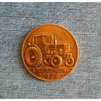 Настольная медаль "Минский тракторный завод 30 лет Великой победы", 1975 г.