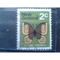 Новая Зеландия 1970 Бабочка 2с
