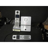 Радиотелефон Motorola D812 с запасной трубкой.