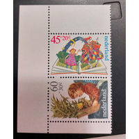 Нидерланды 1980. Детские марки. Сказки (сцепка из 2 марок)