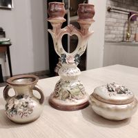 Набор фарфоровый подсвечник, вазочка, шкатулка Кисловодской сувенирной фабрики