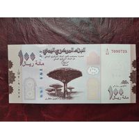 100 риалов Йемен 2018 г.