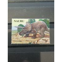 Науру. Динозавр