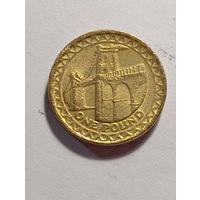 Великобритания 1 фунт 2005 года .