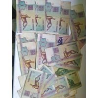 Банкноты  Беларуси больше 150 штук  образца 2000 года