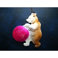 Медведь с мячом картонаж. 50-е годы. Из СССР.